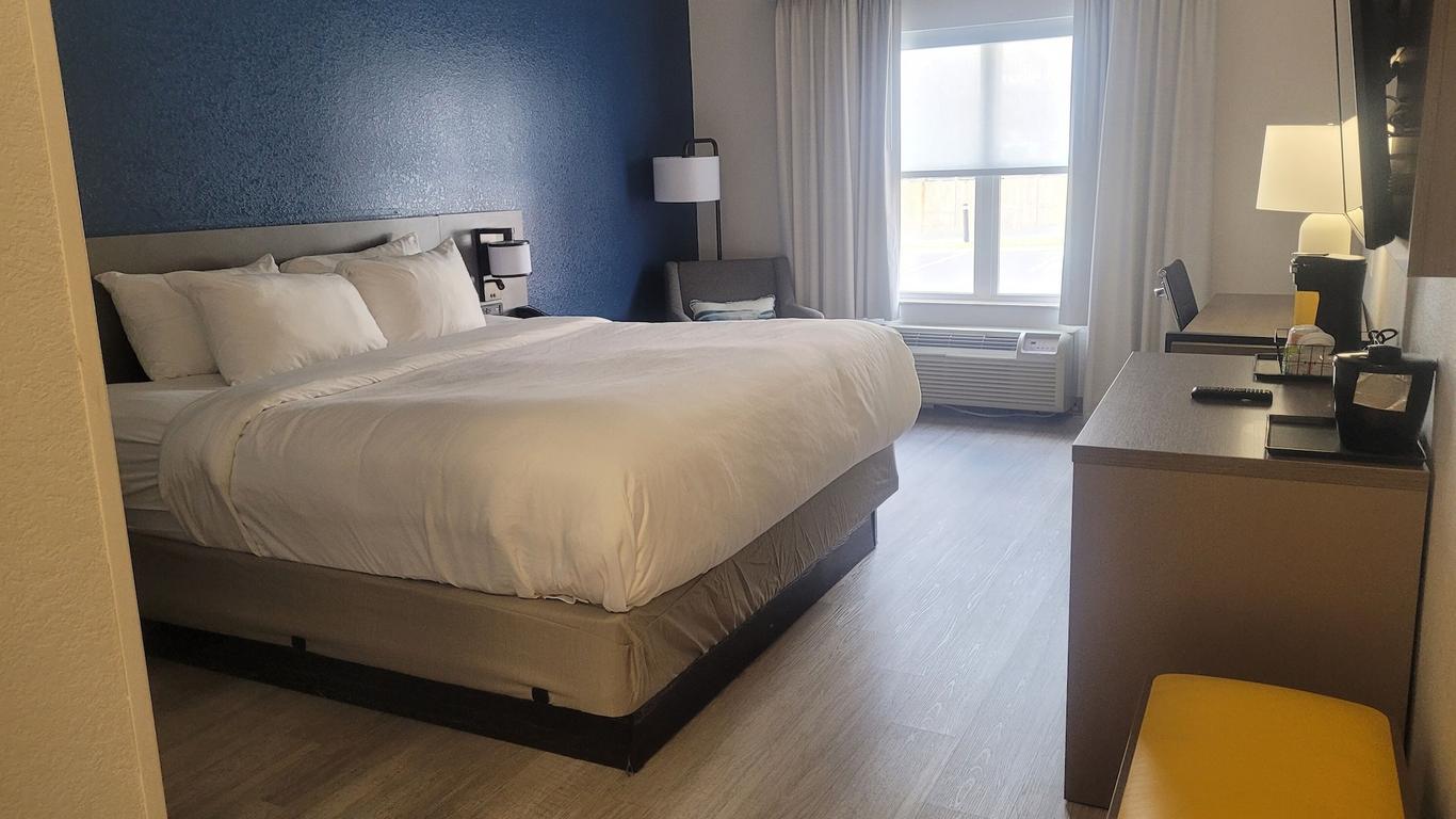 Comfort Inn & Suites