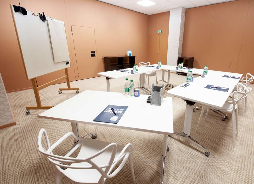 Conference room Photo