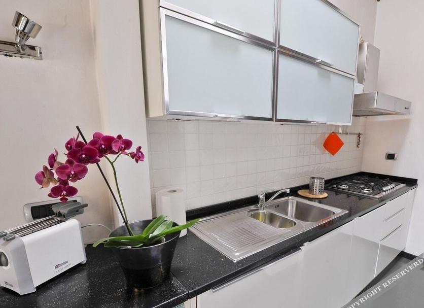 Kitchen Photo