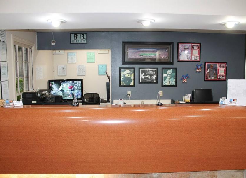 Front desk Photo