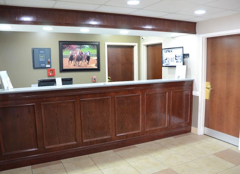 Front desk Photo