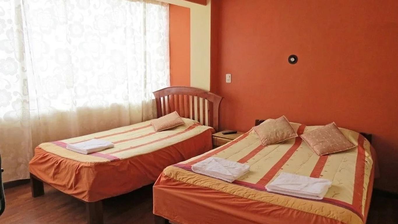 Andenes Del Titicaca