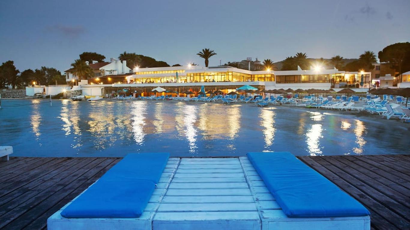 Mplaya Hotel by Corendon