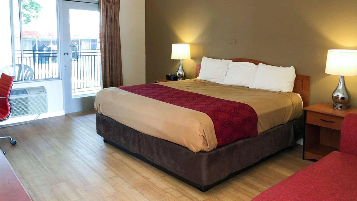 Garden Inn & Suites Oakland Airport