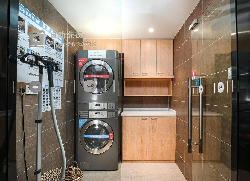 Laundry facility Photo