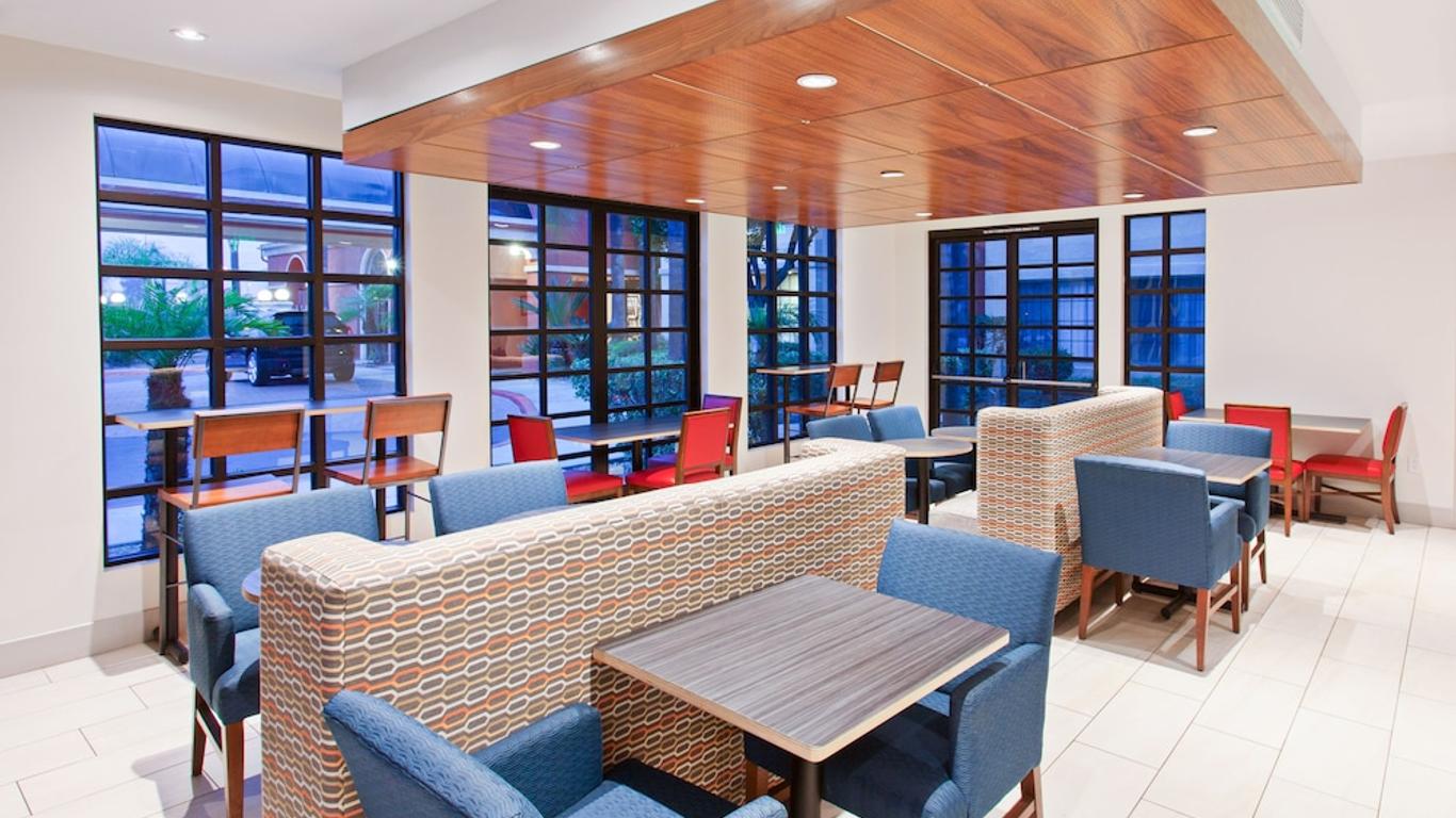 Holiday Inn Express Mira Mesa-San Diego By IHG