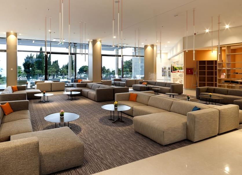 Lounge Photo