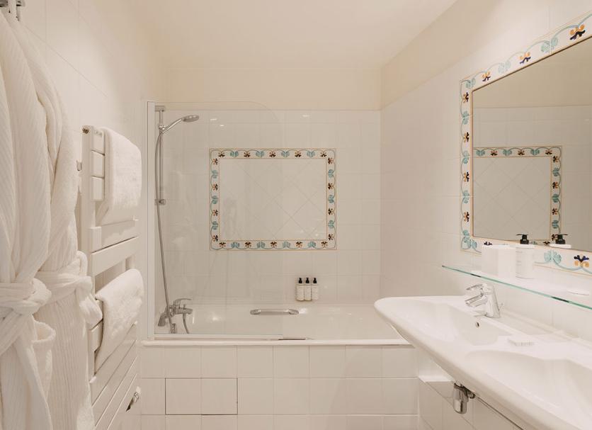 Bathroom Photo