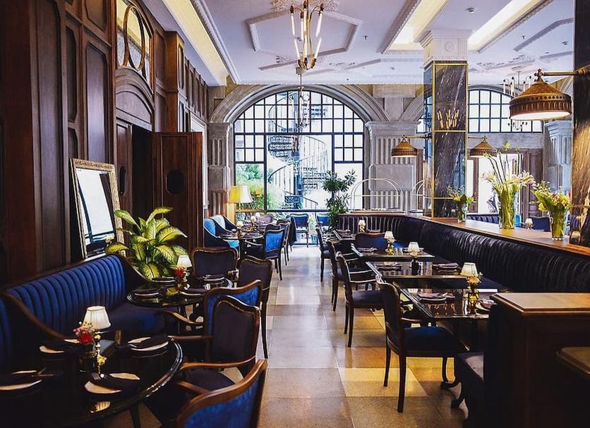 Restaurant Photo