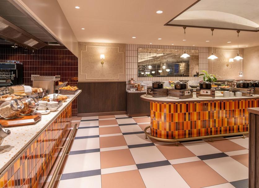 Buffet Photo