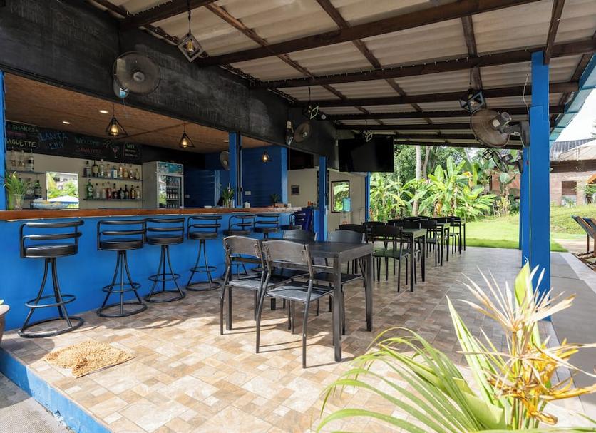 Bar Photo