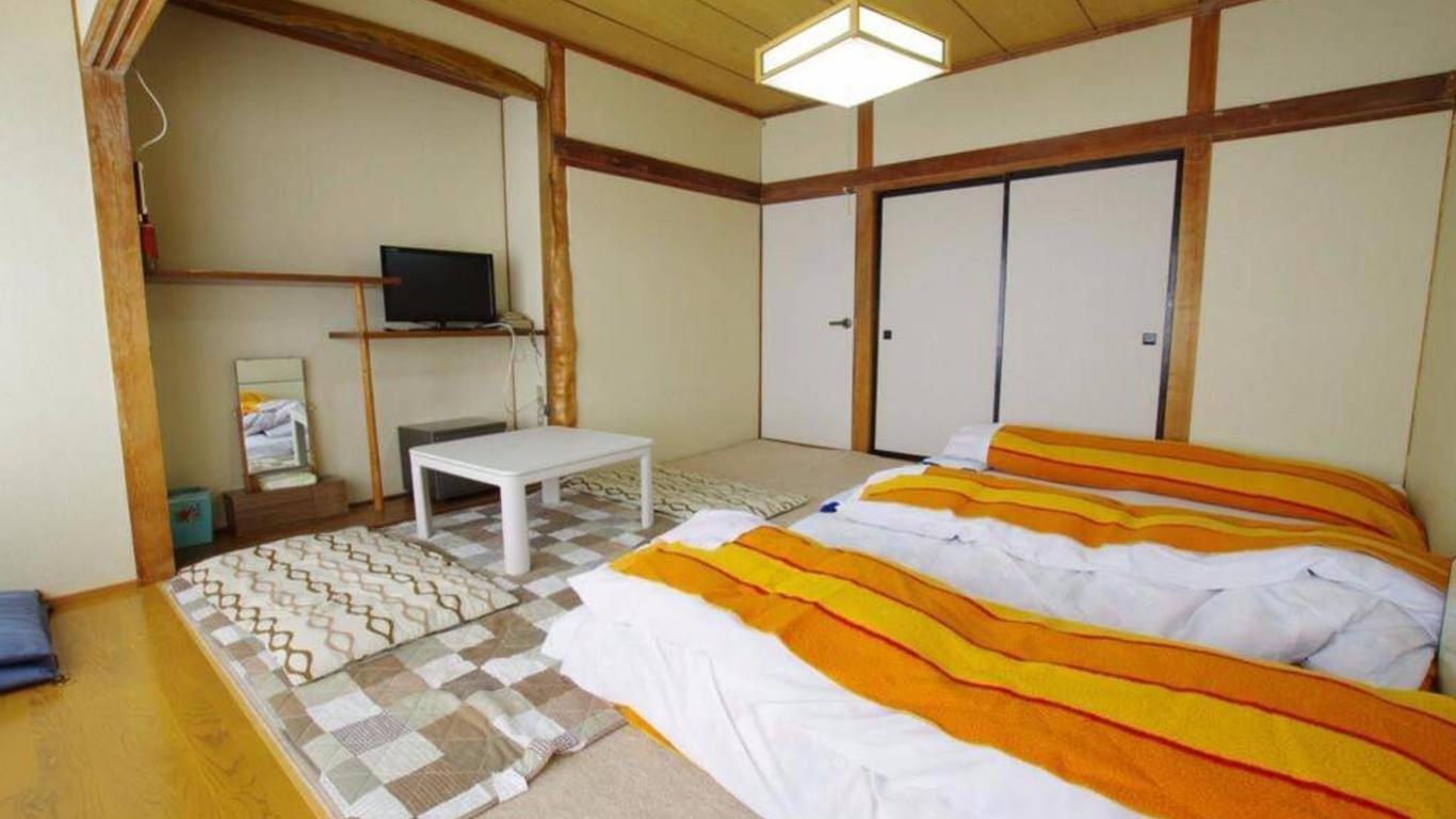 Hakuba Ski-Kan