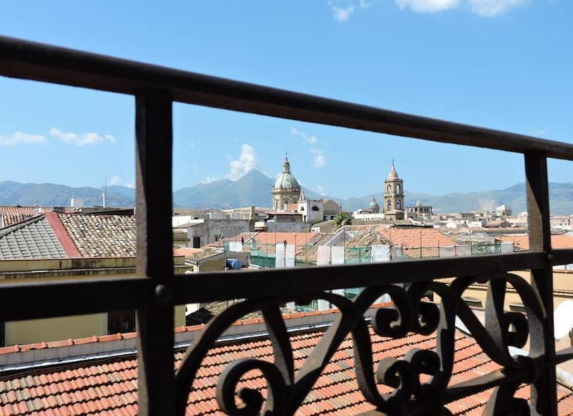Balcony Photo