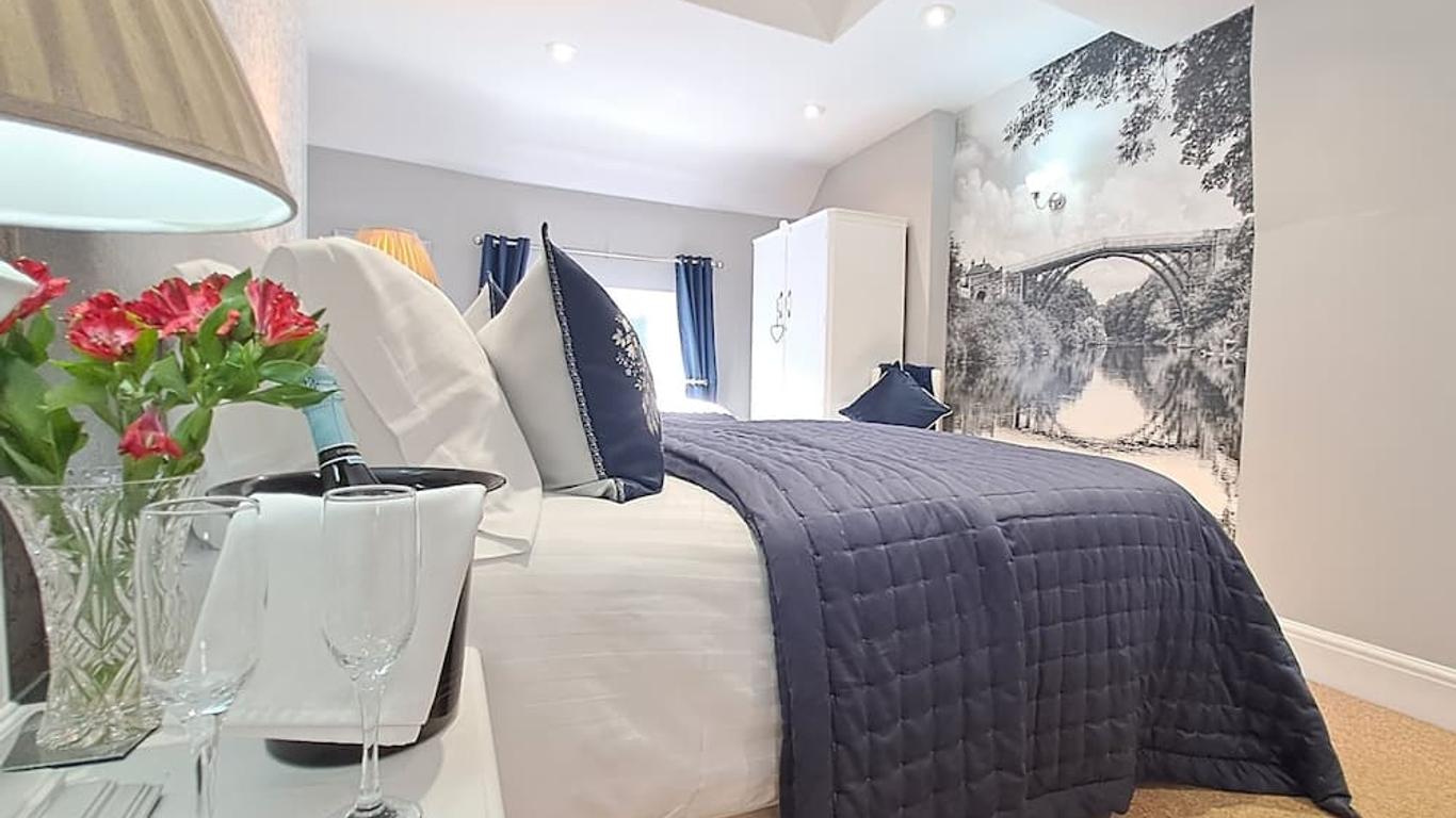 Ironbridge View Townhouse