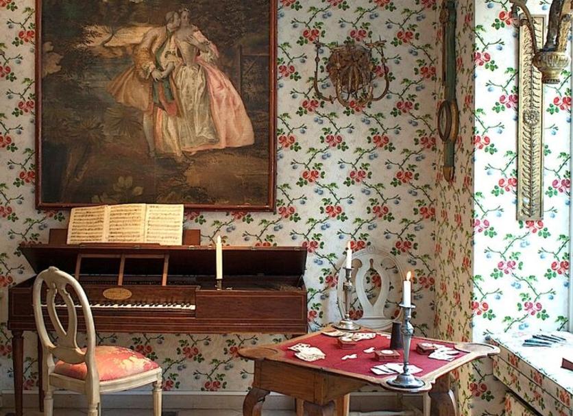 Dining room Photo