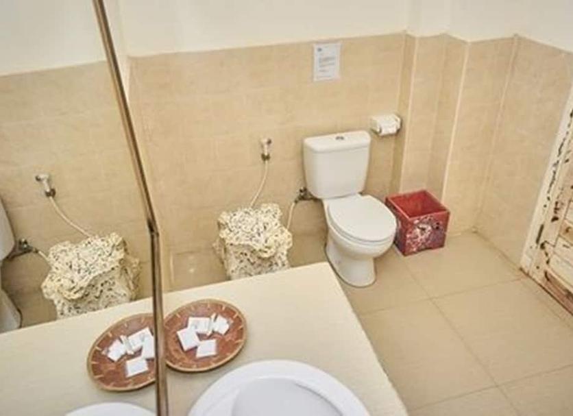 Bathroom Photo