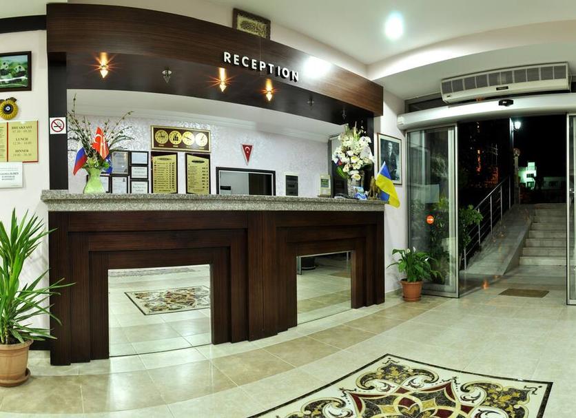 Front desk Photo