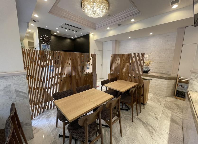 Restaurant Photo