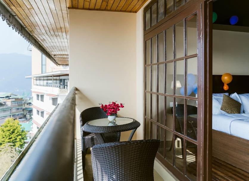 Balcony Photo