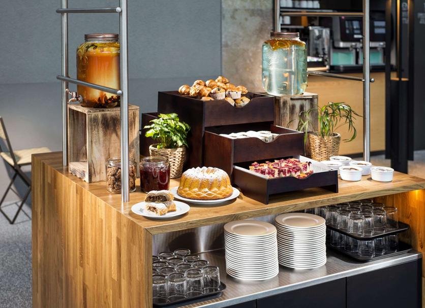 Buffet Photo