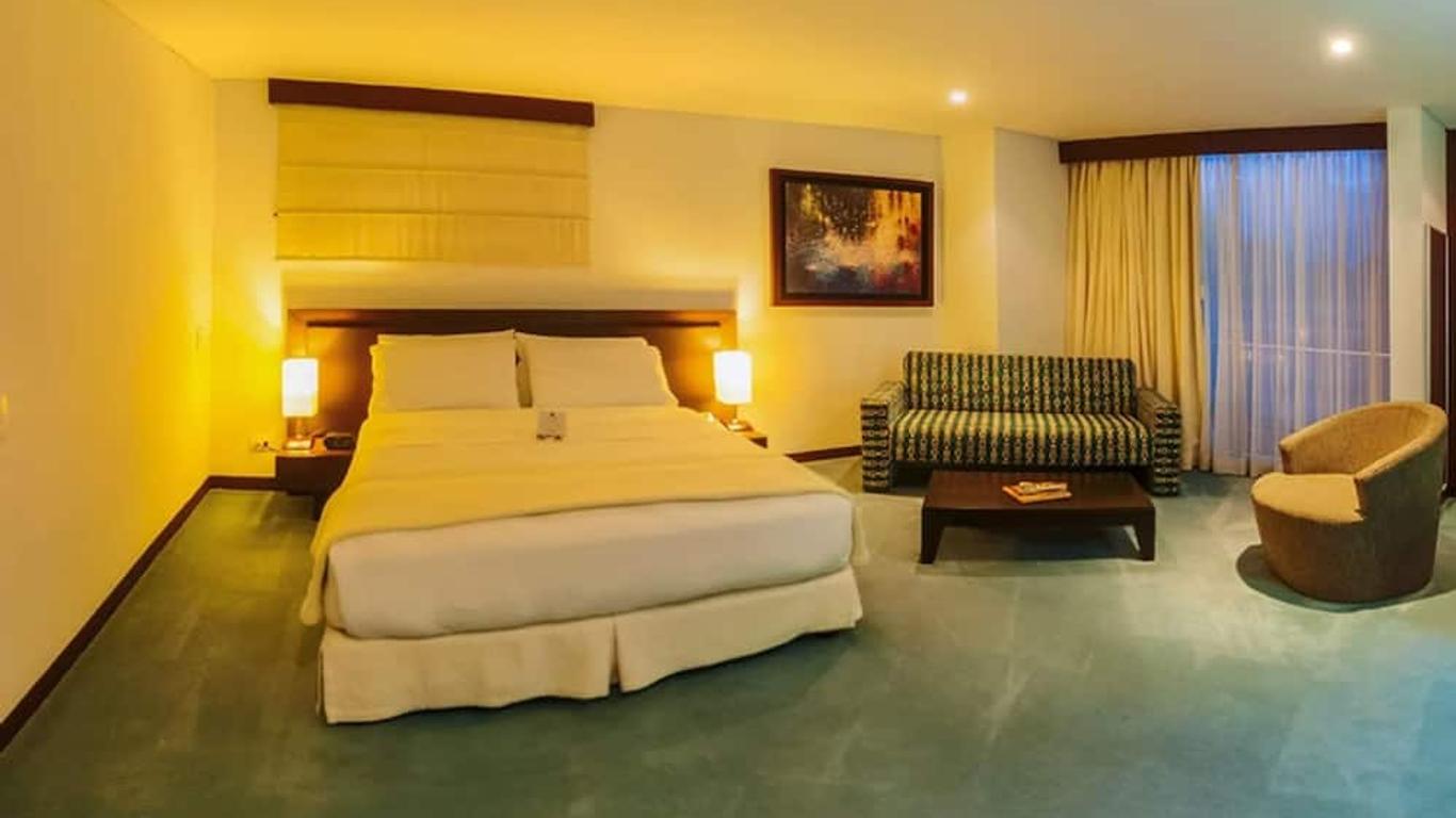 Blue Suites Hotel
