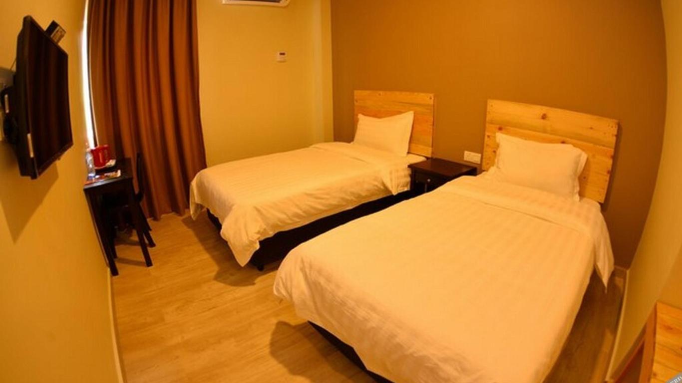 Sg. Paka Hotel
