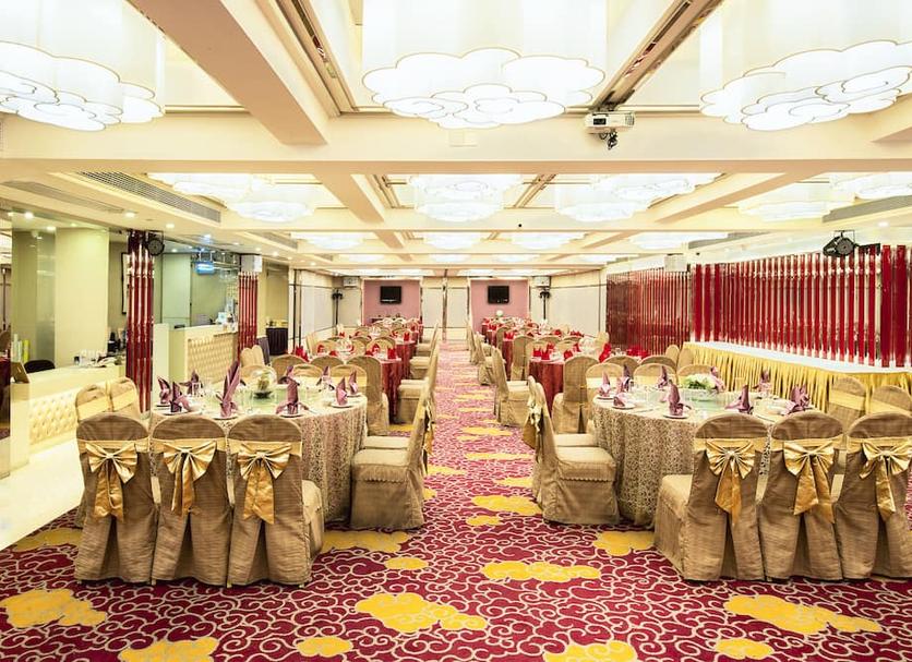 Banquet hall Photo