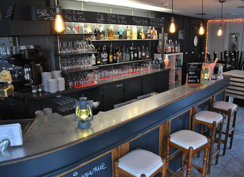 Bar Photo