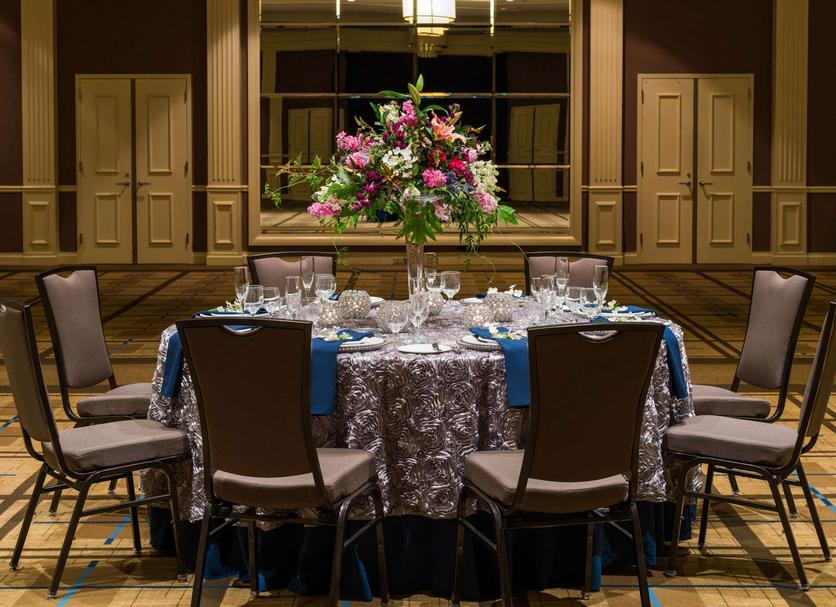 Banquet hall Photo