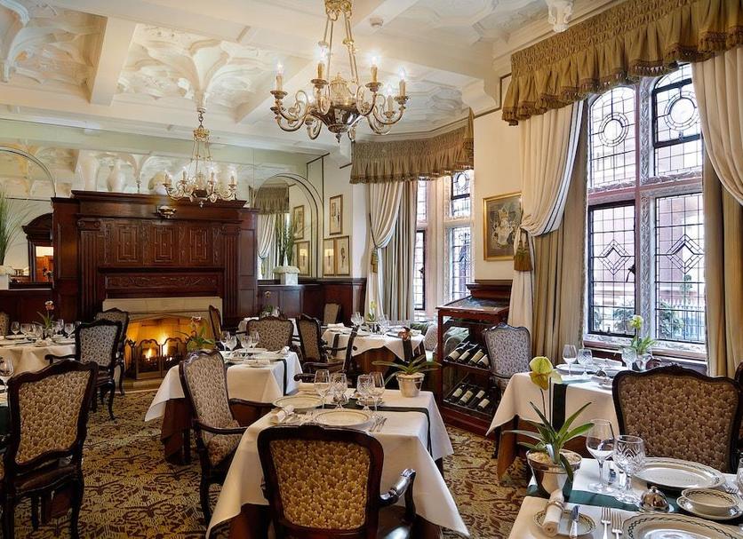 Restaurant Photo