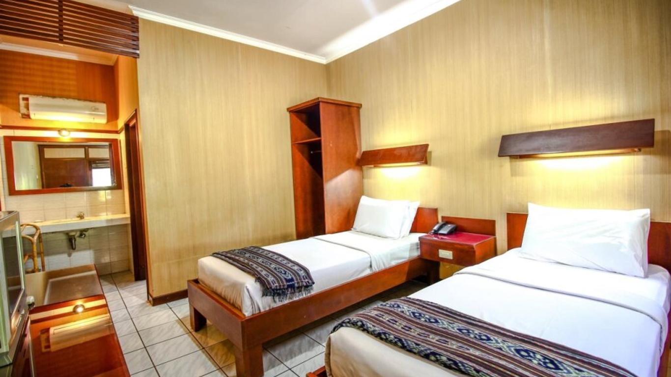 Paradiso Beach Inn