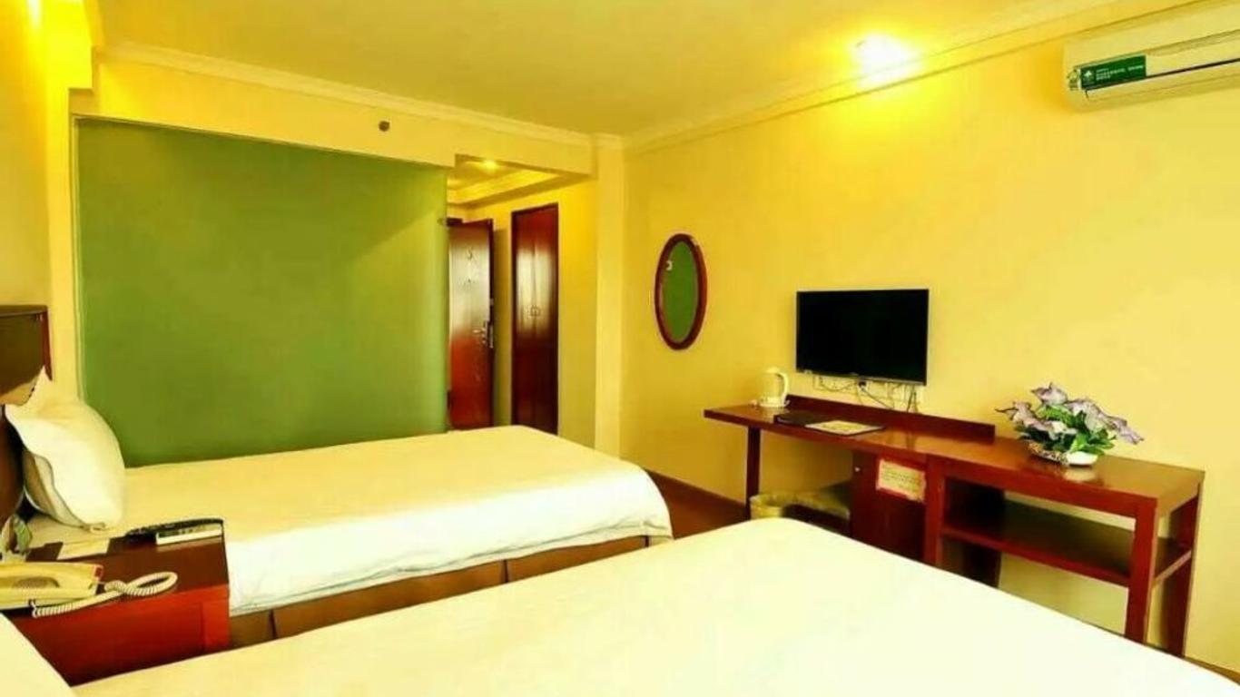 Greentree Eastern Chongqing Yangjiaping Pedestrian Street Mixc Hotel