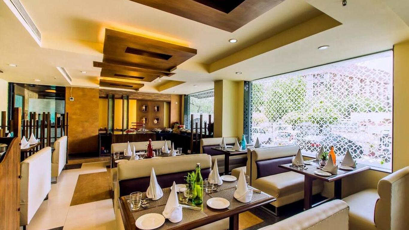 66 Residency - A Boutique Hotel
