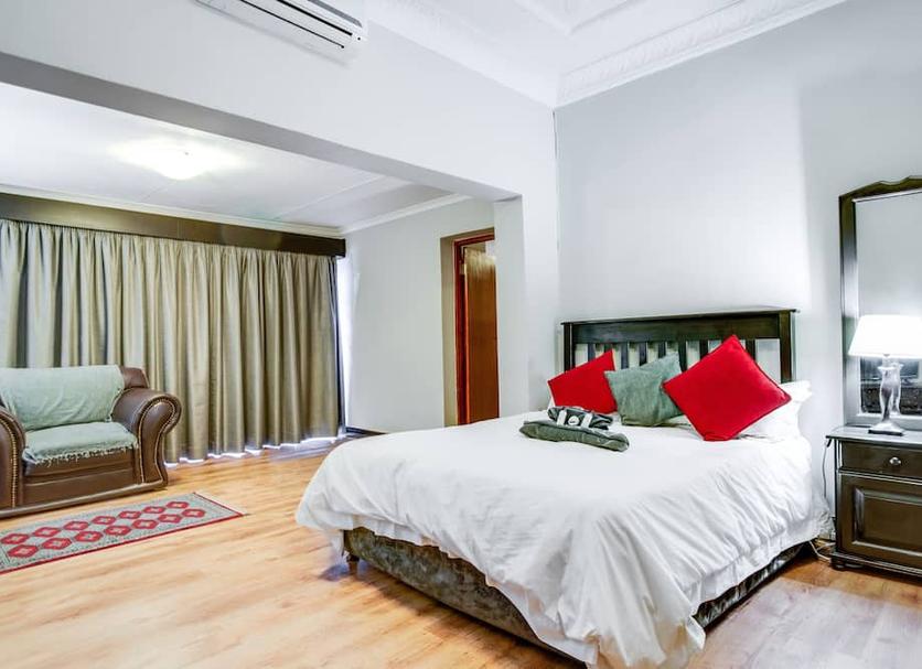 Bedroom Photo