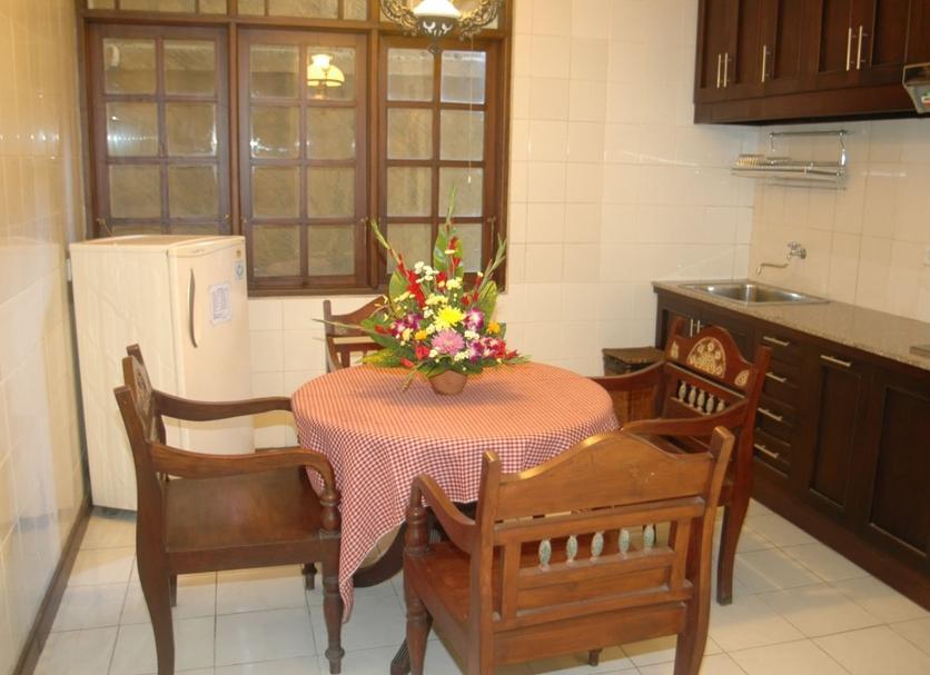 Dining room Photo
