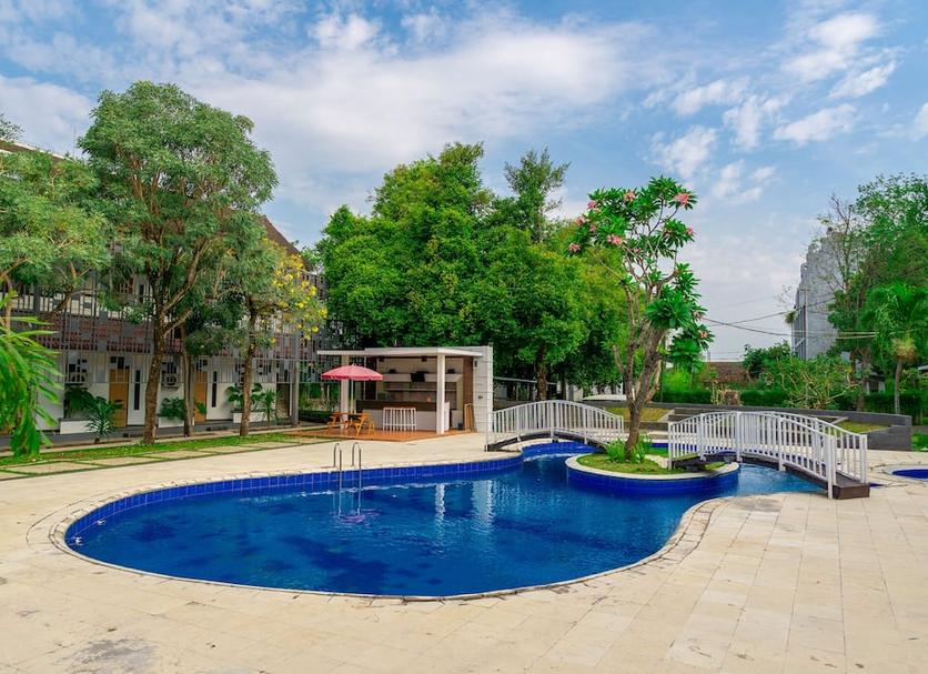 Pool Photo