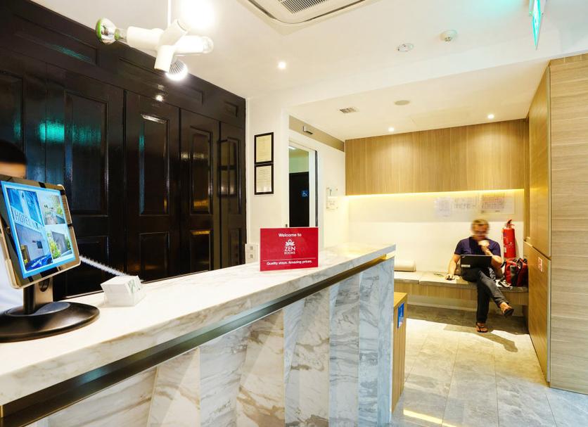 Front desk Photo