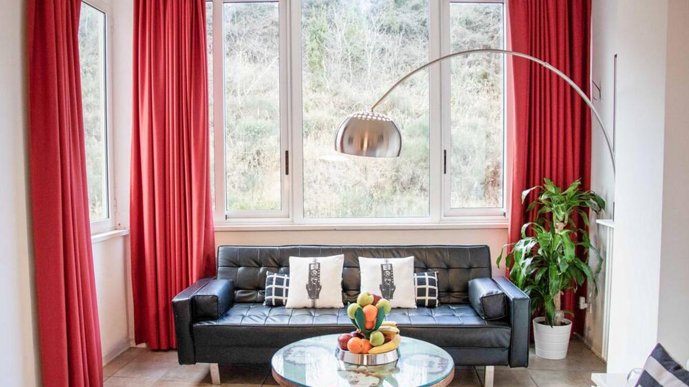 Gallery Guesthouse