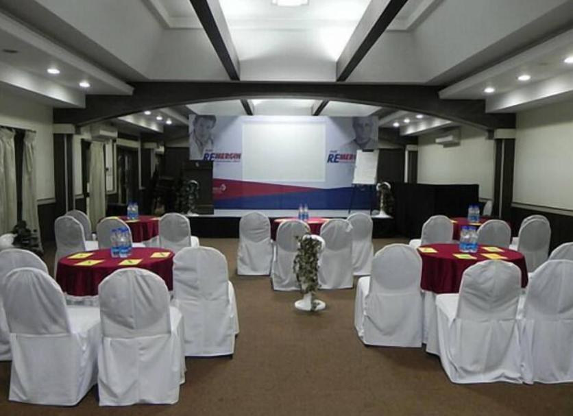 Banquet hall Photo