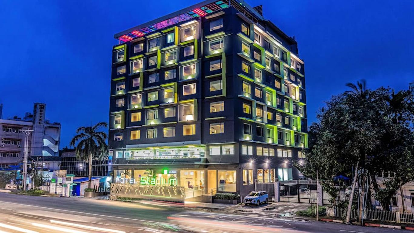 Hotel Stadium