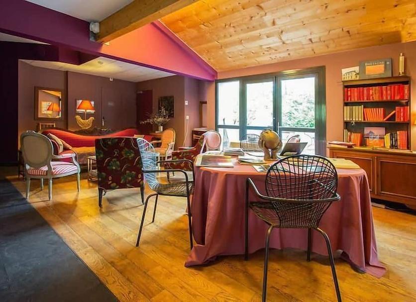 Dining room Photo