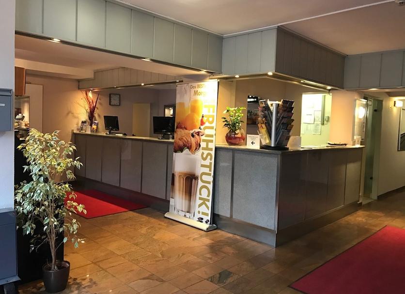Front desk Photo