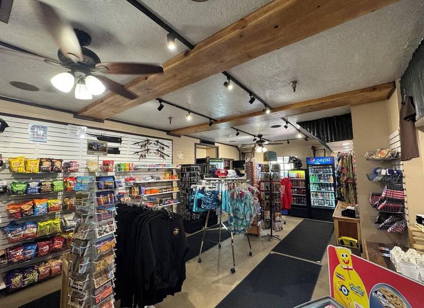 Shop Photo