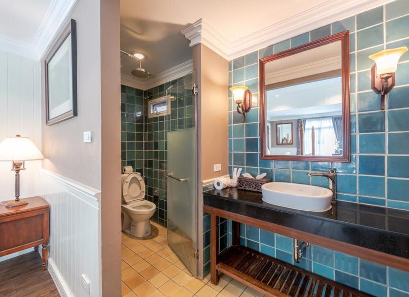 Bathroom Photo