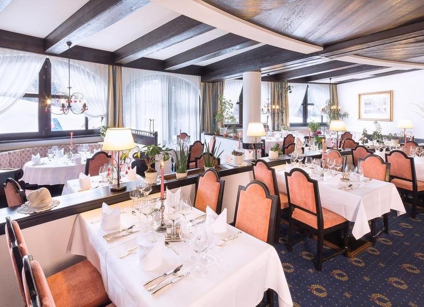 Restaurant Photo