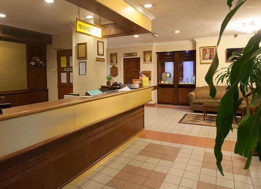 Front desk Photo