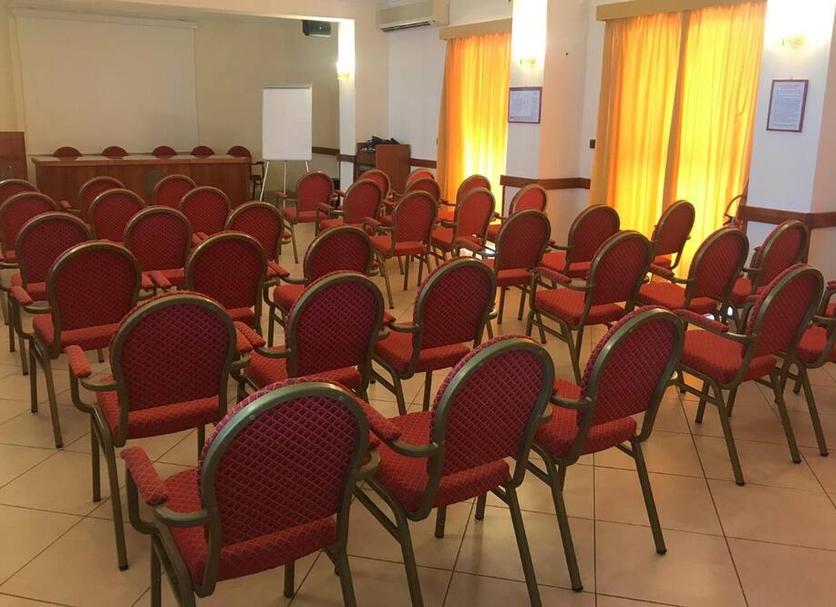 Conference room Photo