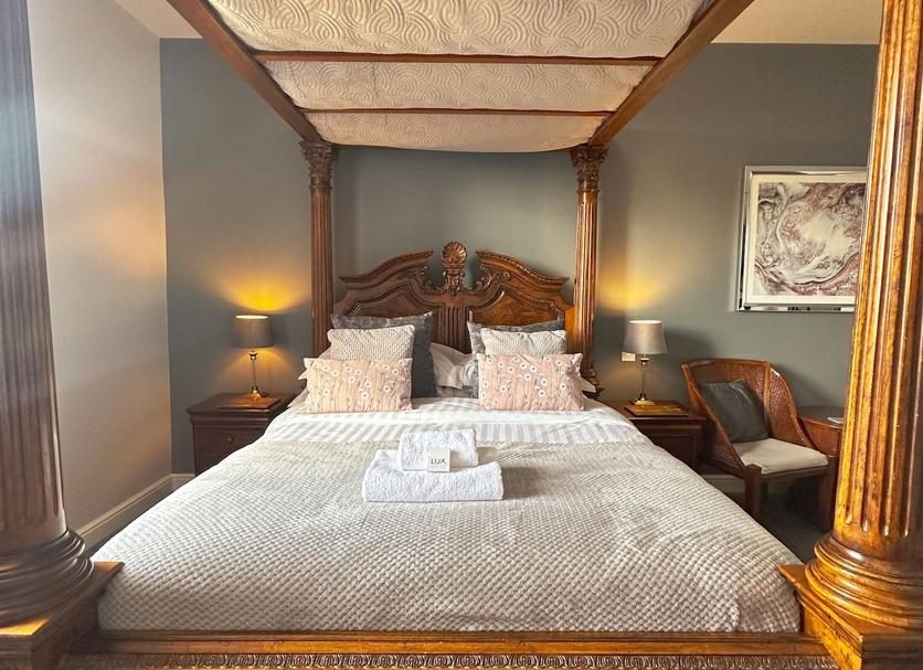 Bedroom Photo