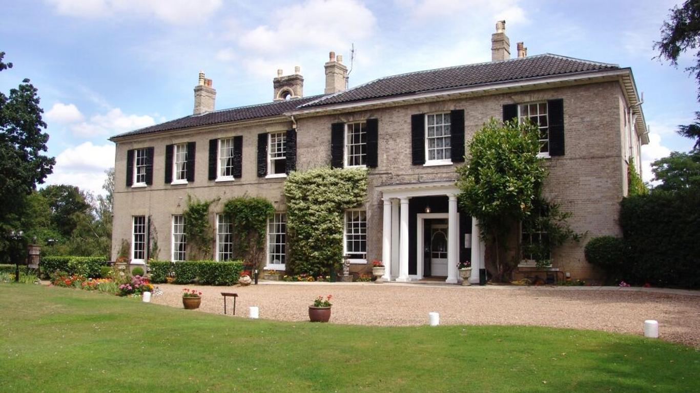 Caistor Hall Hotel