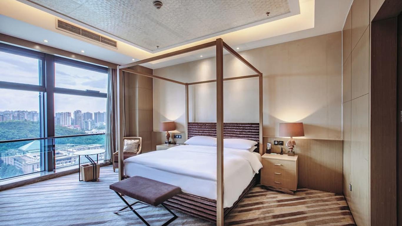 Renaissance Guiyang Hotel